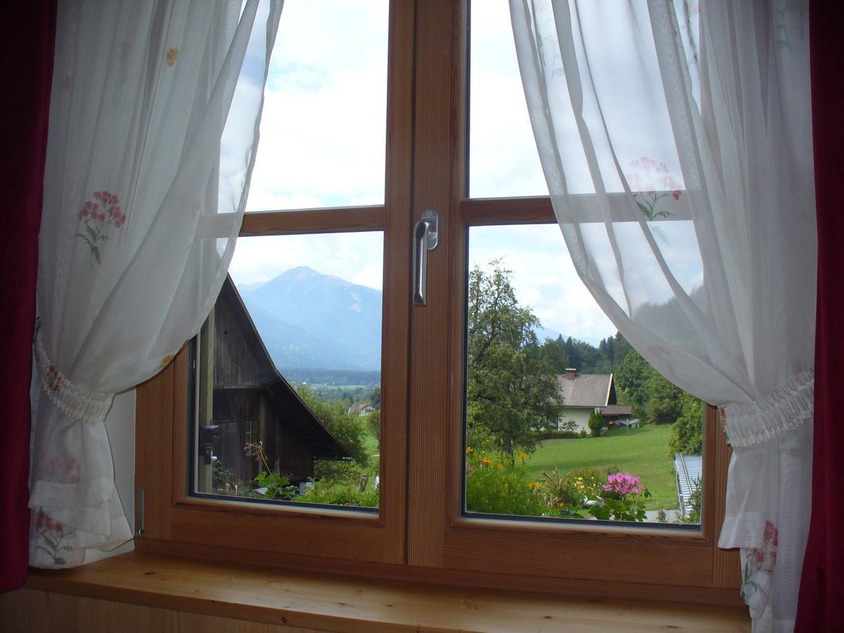 Mitschighof - Apartments Und Pension - Heidis-Welt, Mitschig Hermagor-Pressegger See Exterior photo